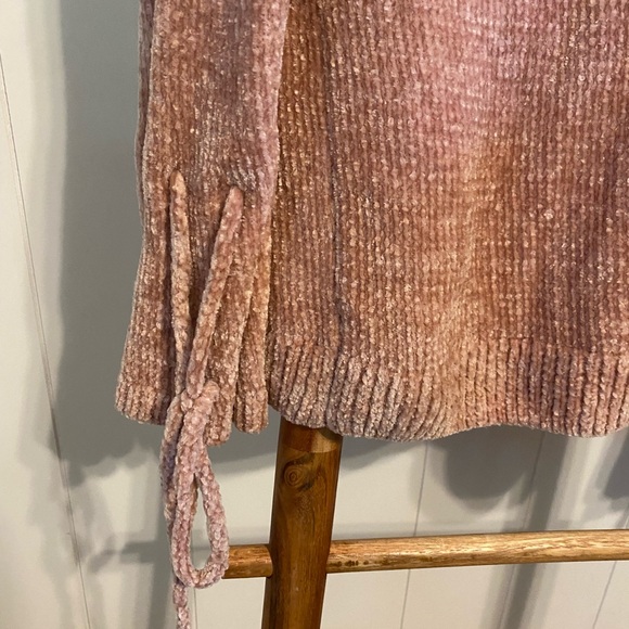 LC Lauren Conrad Off-Shoulder Sweater - Dusty Rose - Picture 2 of 5